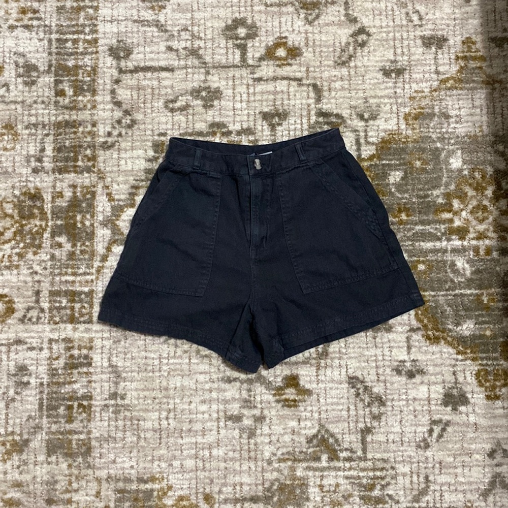 universal thread cargo shorts